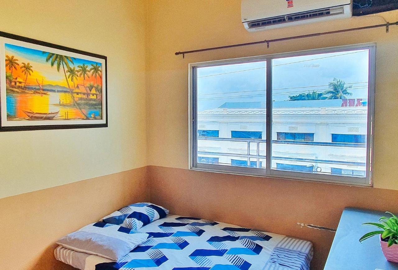 Hotel Reddoorz @ Rsl Transient House Iloilo Exterior foto